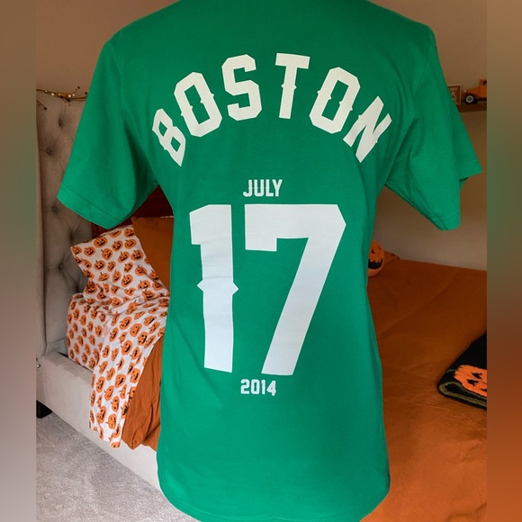 311 Band Boston Celtics Tee - Unisex S - Picture 4 of 5